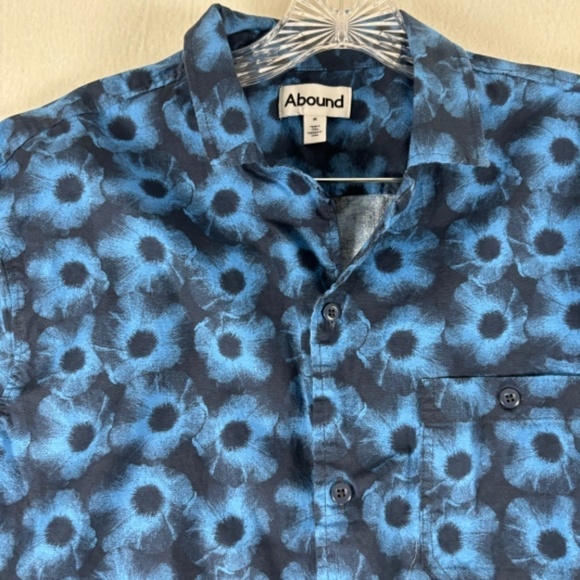 Abound Shirt Button Up Shirt Men's Size M Blue - Black Print Floral Art - Picture 3 of 11